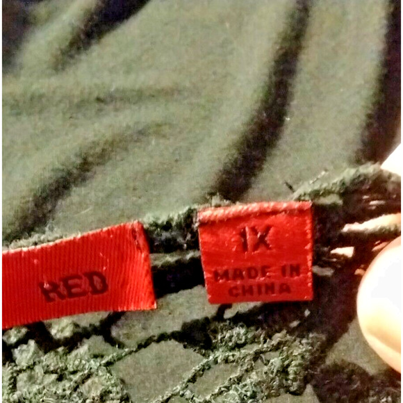 Red Woman's Black Open Front Cardigan Jacket Size XL Beautiful Lace Accent Back - Picture 13 of 13